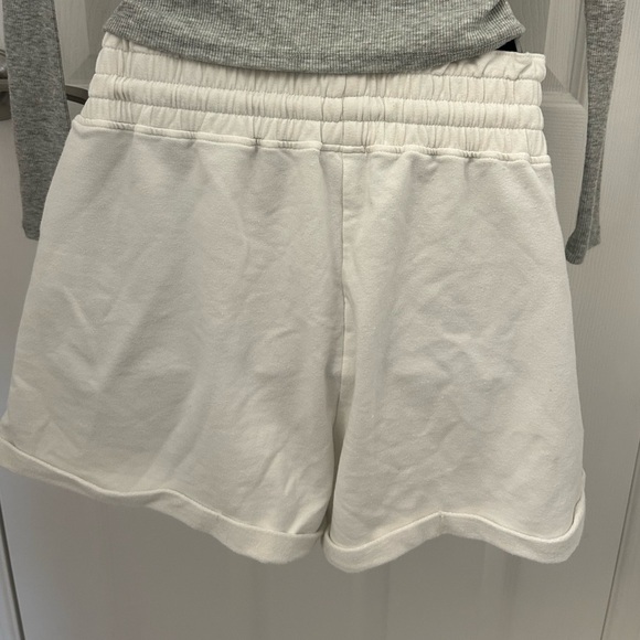 White, Draw-String Shorts, Sz M - Picture 3 of 5